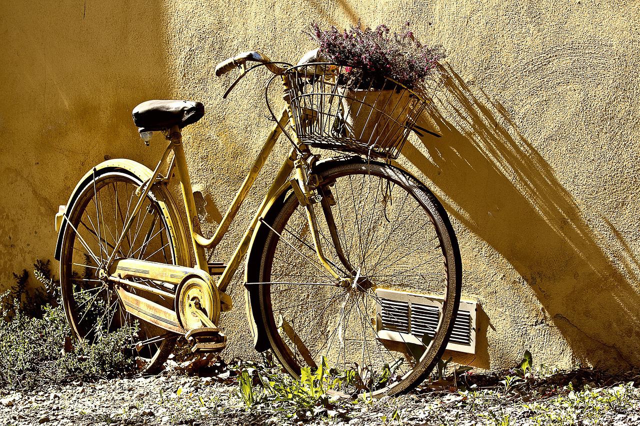 The Dangers of Cycling with a Rusty Bicycle